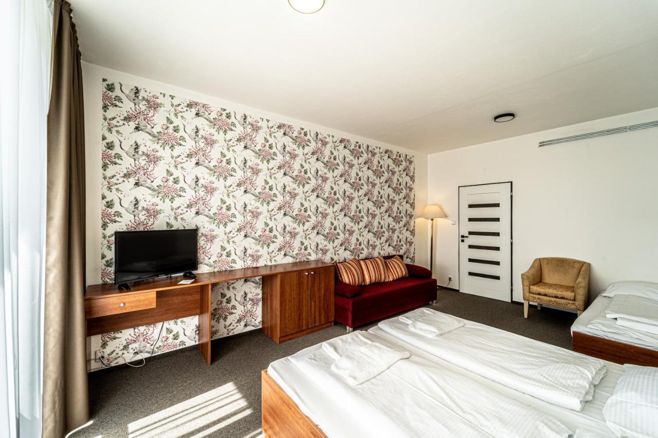 Hotel Fontana Брно Екстер'єр фото
