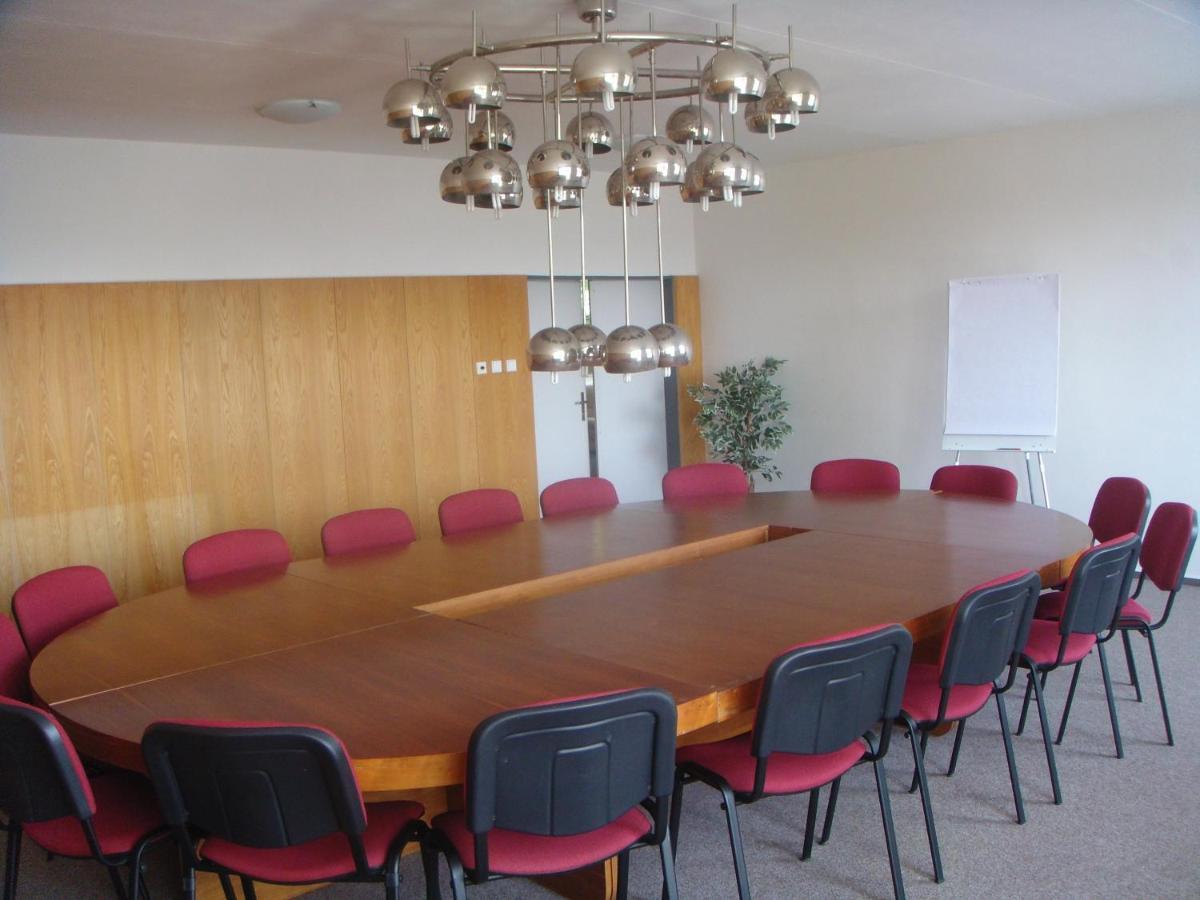 Hotel Fontana Брно Екстер'єр фото